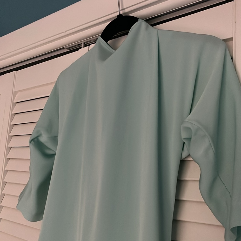 Elegant Mint Green DVF Dress - Picture 3 of 5